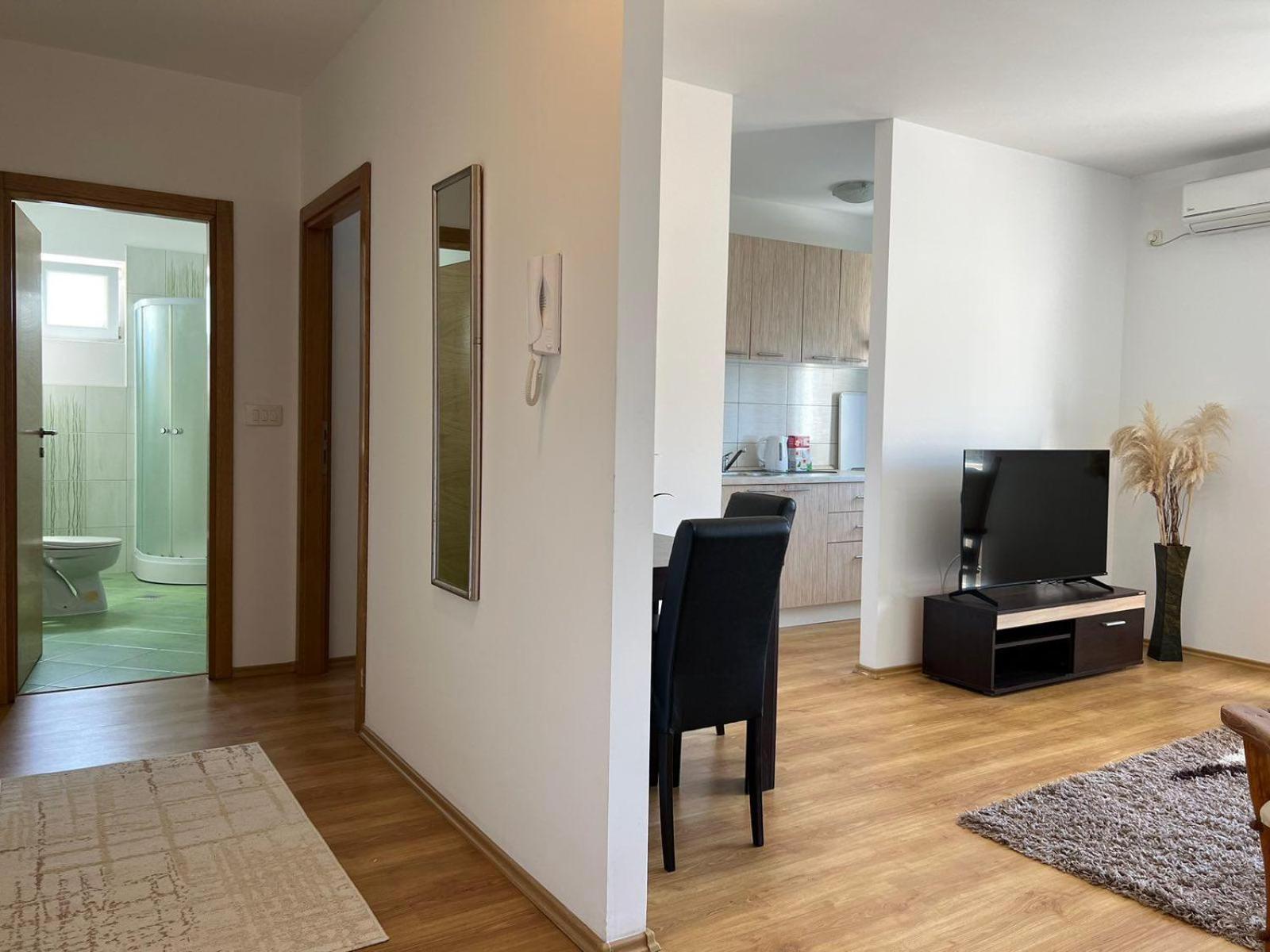 מוסטר Glendale Apartments מראה חיצוני תמונה