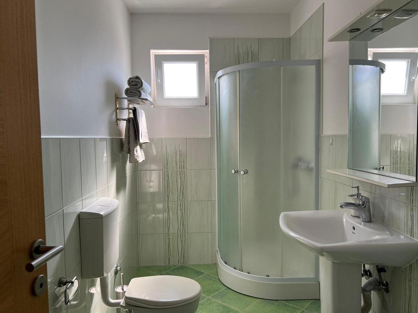 מוסטר Glendale Apartments מראה חיצוני תמונה