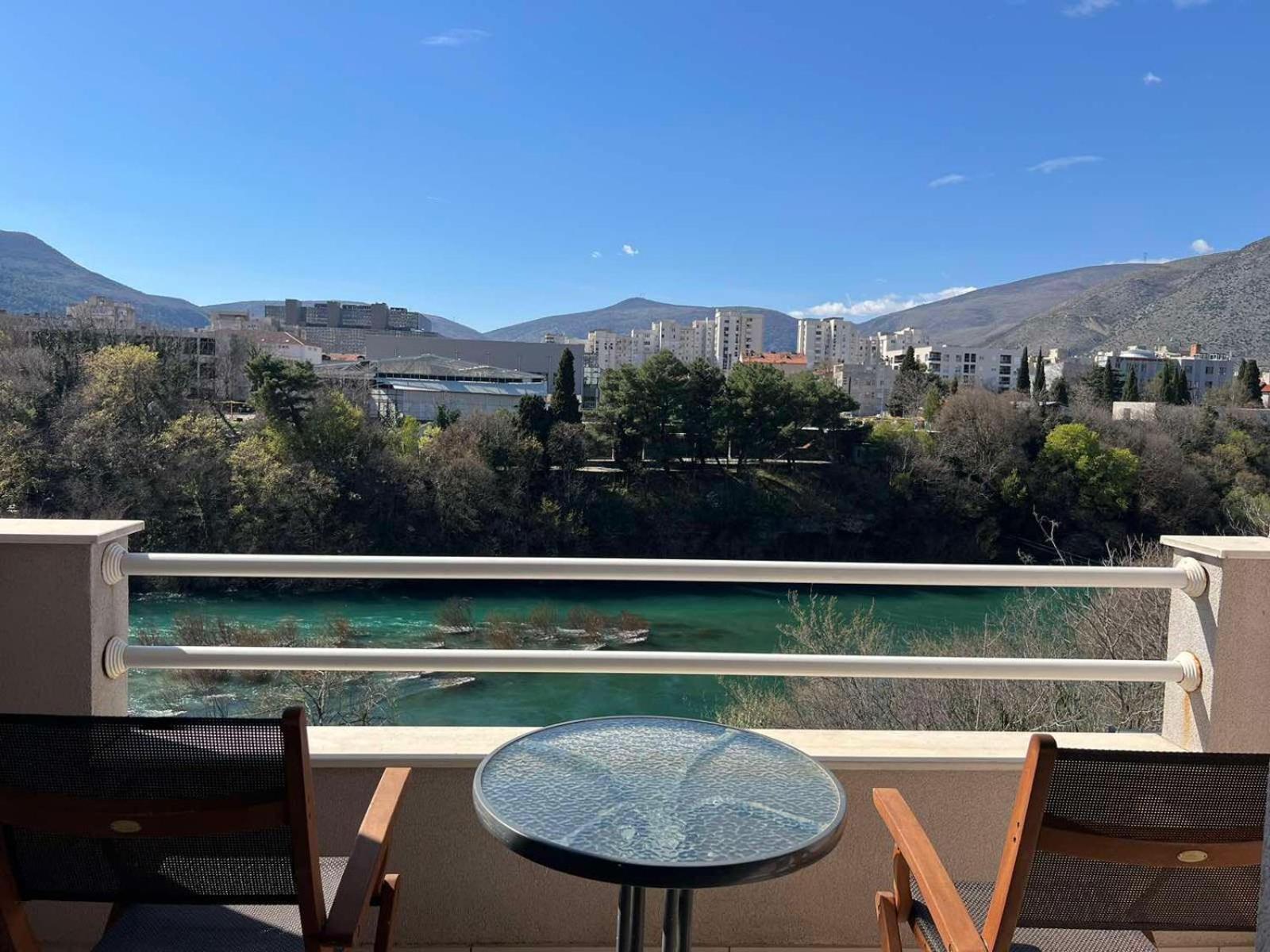 מוסטר Glendale Apartments מראה חיצוני תמונה